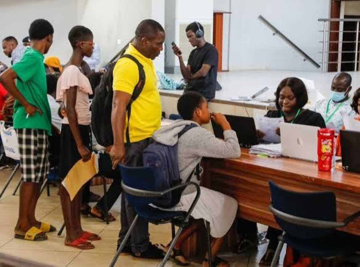 SHS placement challenges: GES says 95% of students are already placed
